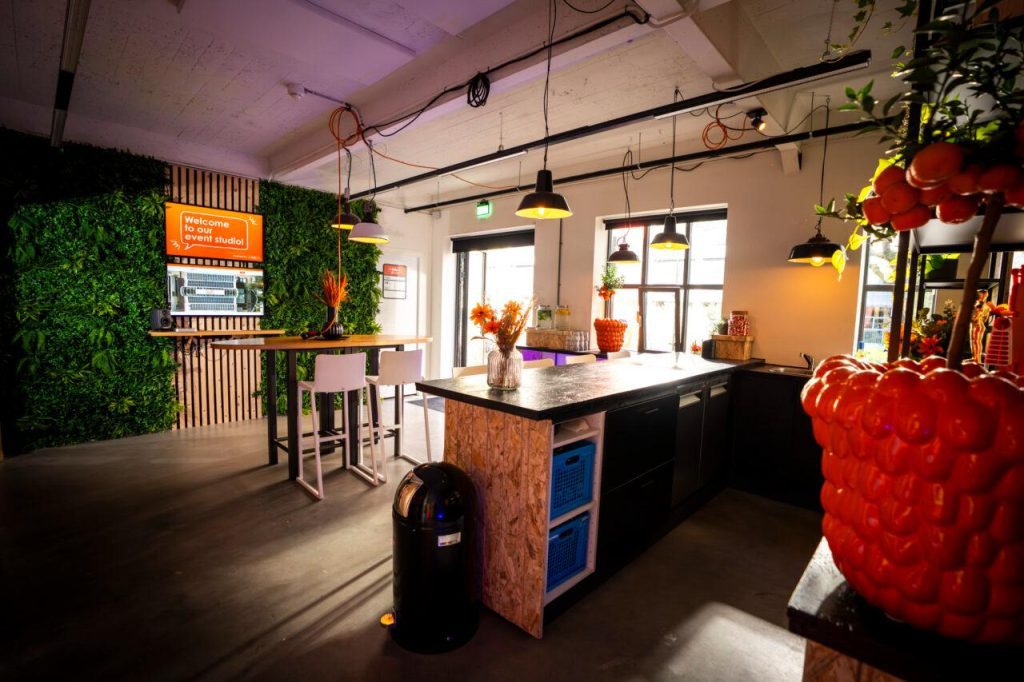 SoMMedia 02050 web 1280x853 2