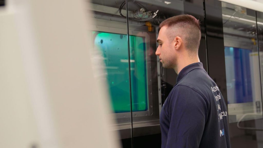 Additive still 1280x720 1